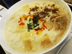 -李泉居