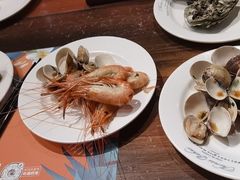 -四海一家自助餐(益田假日广场店)