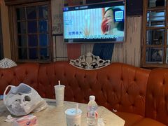 -海上歌友量贩式KTV(临港宝龙广场店)