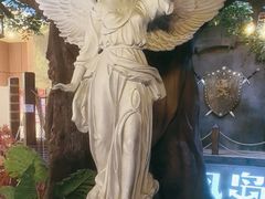 -暴风岛沉浸式体验馆(百联世纪店)