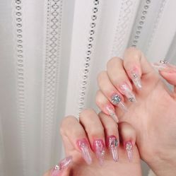 -Fanni美甲美睫皮肤管理