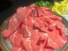 -鲜入唯煮·港式海鲜牛肉火锅(金宝街店)