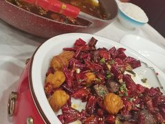 -鑫巴蜀小镇 · 水煮鱼专研店(玉桥店)