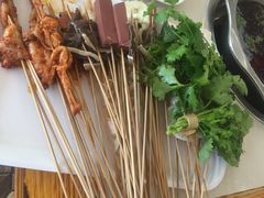 -袁记串串香(泉水轻轨站店)