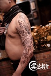 -雲艺刺青·洗纹身