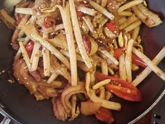 -魏铭鱼头捞饭(晋阳路店)