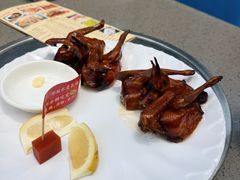 -郑猛记石岐鸽主题餐厅(长江店)