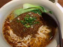 -李先生牛肉面大王(济南火车站候车室店)