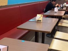 -灵芝妹子海鲜米线(瓦房店新玛特店)