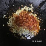 炎炎夏日带来一剂凉爽，当然必备凉拌金针菇