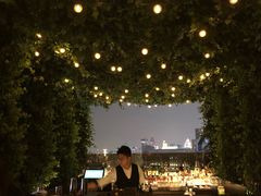 -顶层酒吧ROOF(上海艾迪逊酒店)