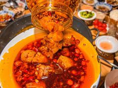 -吃城都·鱼蛙火锅(西玉龙街店)