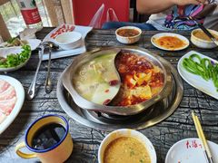 -重庆大队长火锅(凤城八路店)