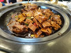 -侬佳蒸菜馆(听潮店)
