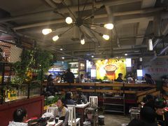 大堂-钢管厂歆瑞源油卤串串香(春熙路太古里店)