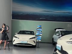 -比亚迪上海弘仁4S(杨浦店)