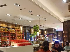 -松咖啡自助餐厅·松北香格里拉