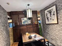 -魁盛居百年鲁菜馆(县西巷店)