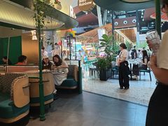 -芭莉与彩虹西餐厅(成都合生汇店)