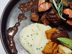 -拾挚扒房(招商花园城店)