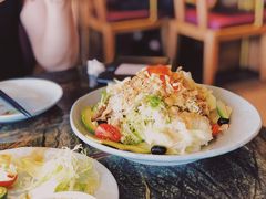 金枪鱼牛油果沙拉-炙柒Sekinana·精致料理 烧鸟·铁板烧(海上世界店)