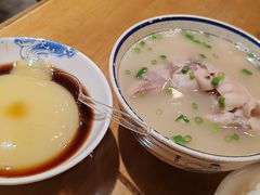 -易老妈蹄花.创于1935(总店)