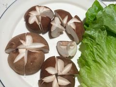 -三人行骨头王火锅(长寿店)