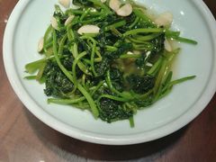 -川流不息·地道川菜·小龙虾(松东路店)