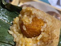 -八月美食小馆(银泰城总店)