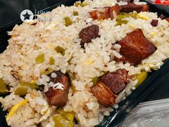 -老头爱马仕酸豇豆炒饭(丰富路店)