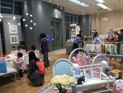 -丽婴房(七莘路店)