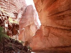 -天山神秘大峡谷