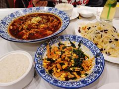 菠菜拌脆豆腐-咪咪川菜(太乙路店)