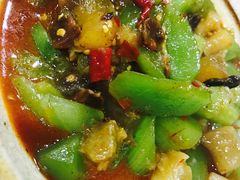 莴苣烧牛筋-大隐隐于市私房菜(保和小区店)