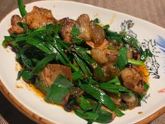 蒜苗回锅肉-樽宴酒楼·地道川菜·品质宴请