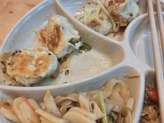 -素满香·全民食养自助(长宁龙之梦店)