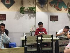 大堂-韦记螺蛳粉(NO2店)