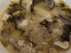 -严记小天府酸菜鱼(西四路店)