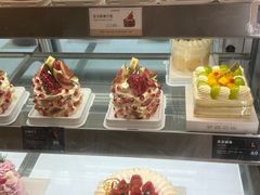 -罗森尼娜(德思勤店)