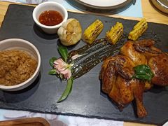 香草烤脆皮小春鸡-麦甜创意轻食餐厅(西康路店)