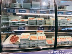 面包甜点陈列柜-蚝英雄鲜蚝自助专门店(长楹天街直营店)
