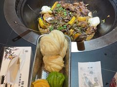 -锅老头海鲜铁锅炖