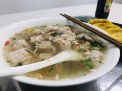 -金陵老丁家馄饨(新街口店)