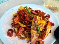 -巧克力渔家.小船海鲜胶东菜(三浴场店)