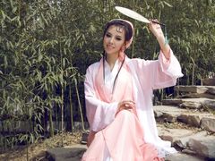 -九月鹰飞汉服摄影工作室