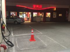 -中化道达尔加油站(周家嘴路站)