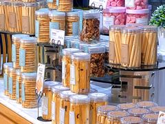 -罗森尼娜(解放西路店)