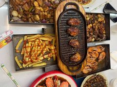 -老东镇啤酒屋海鲜加工·蒸汽海鲜·海鲜烧烤(台东店)