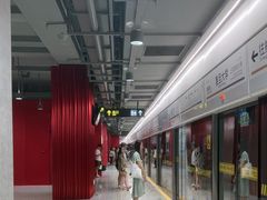 -复旦大学(地铁站)