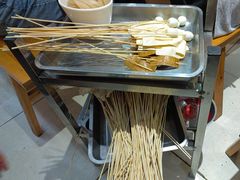 -李记称盘牛杂串串(广厦店)